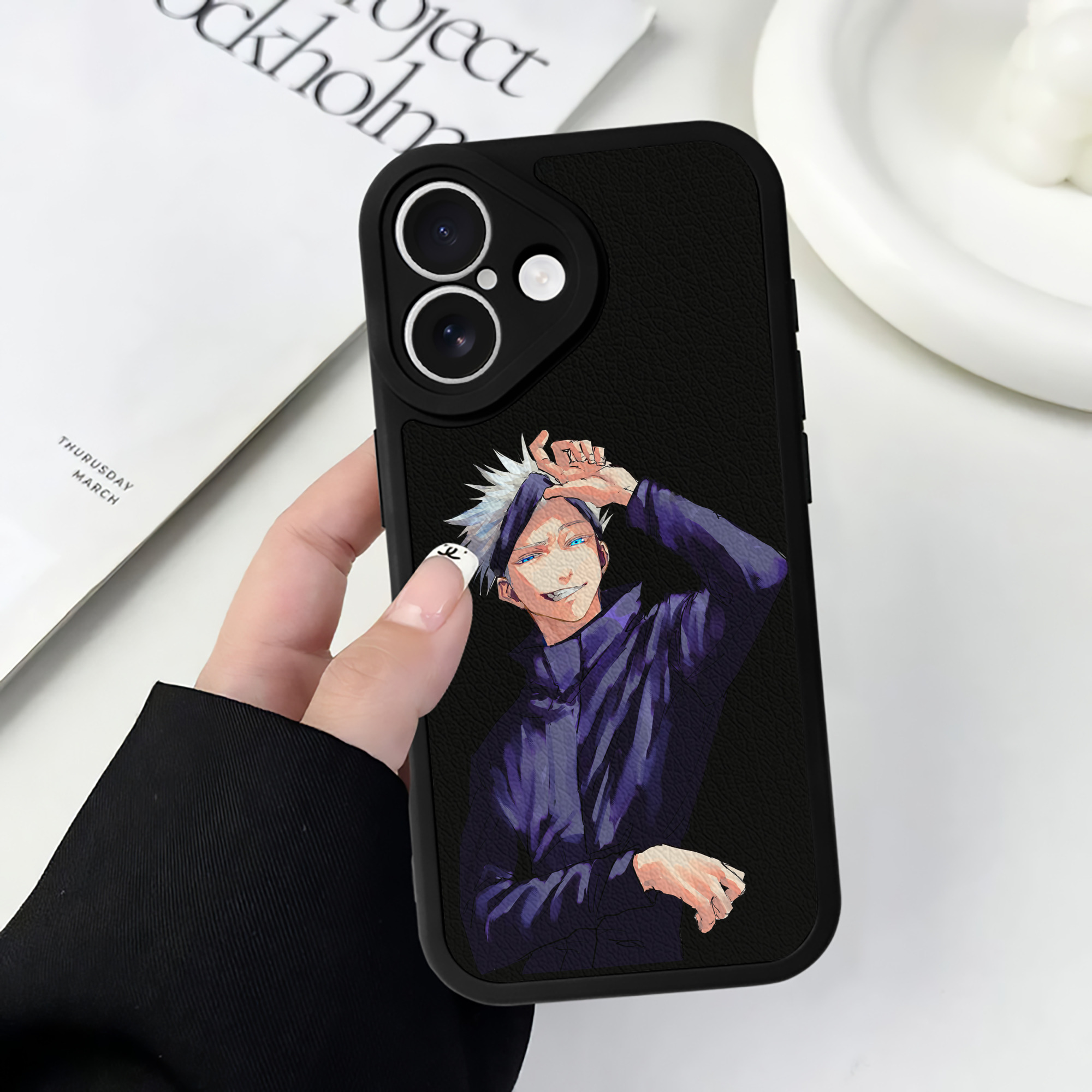 （画像用） 呪術廻戦 Jujutsu Kaisen 【iPhone 16シリーズ対応】シリコンスマホケース（レザー調） 材質：シリコン